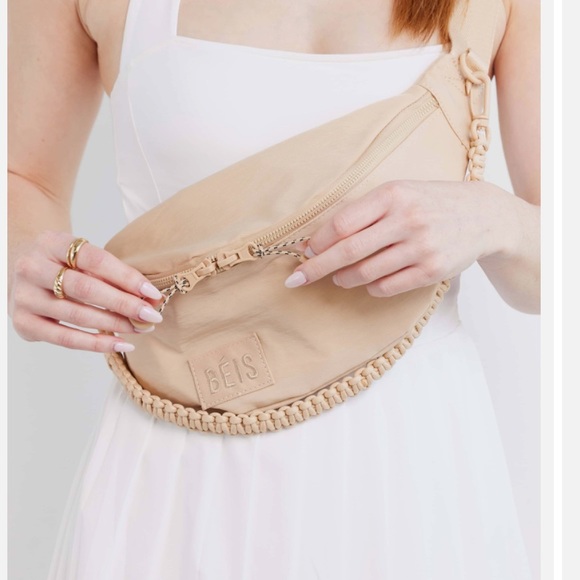 BEIS Handbags - Beis Fanny Pack